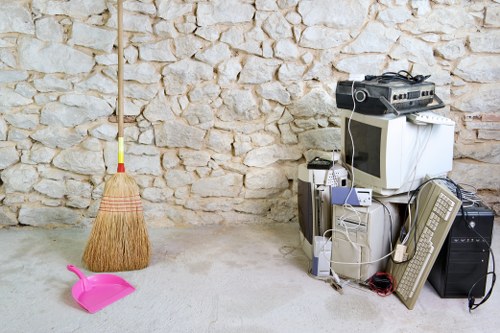 Clean and organized commercial waste removal process